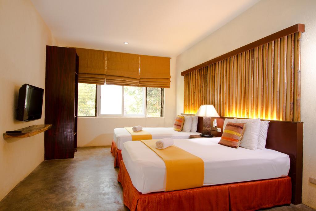 Bale Mi Hotel Balabag  Exterior photo