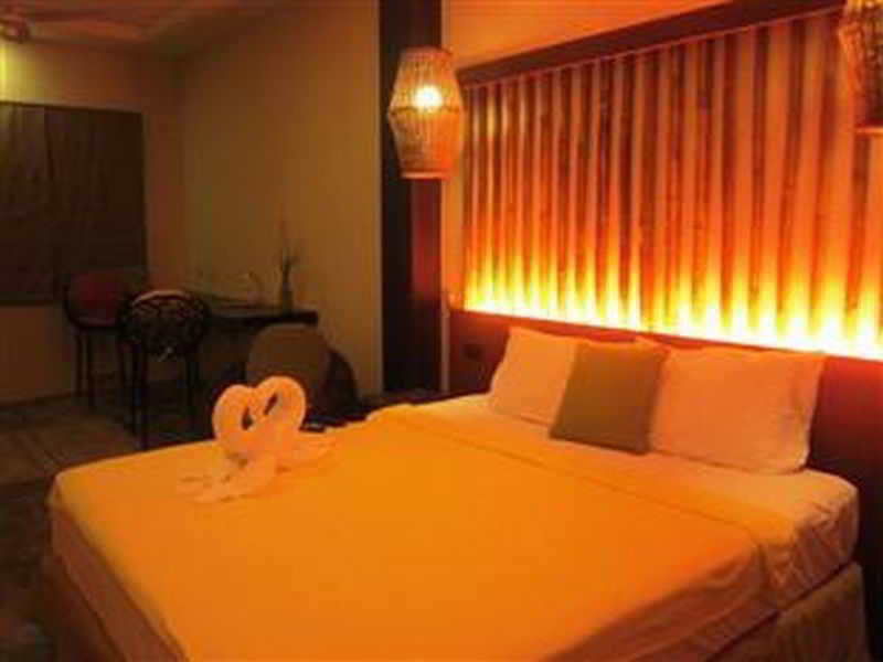 Bale Mi Hotel Balabag  Exterior photo